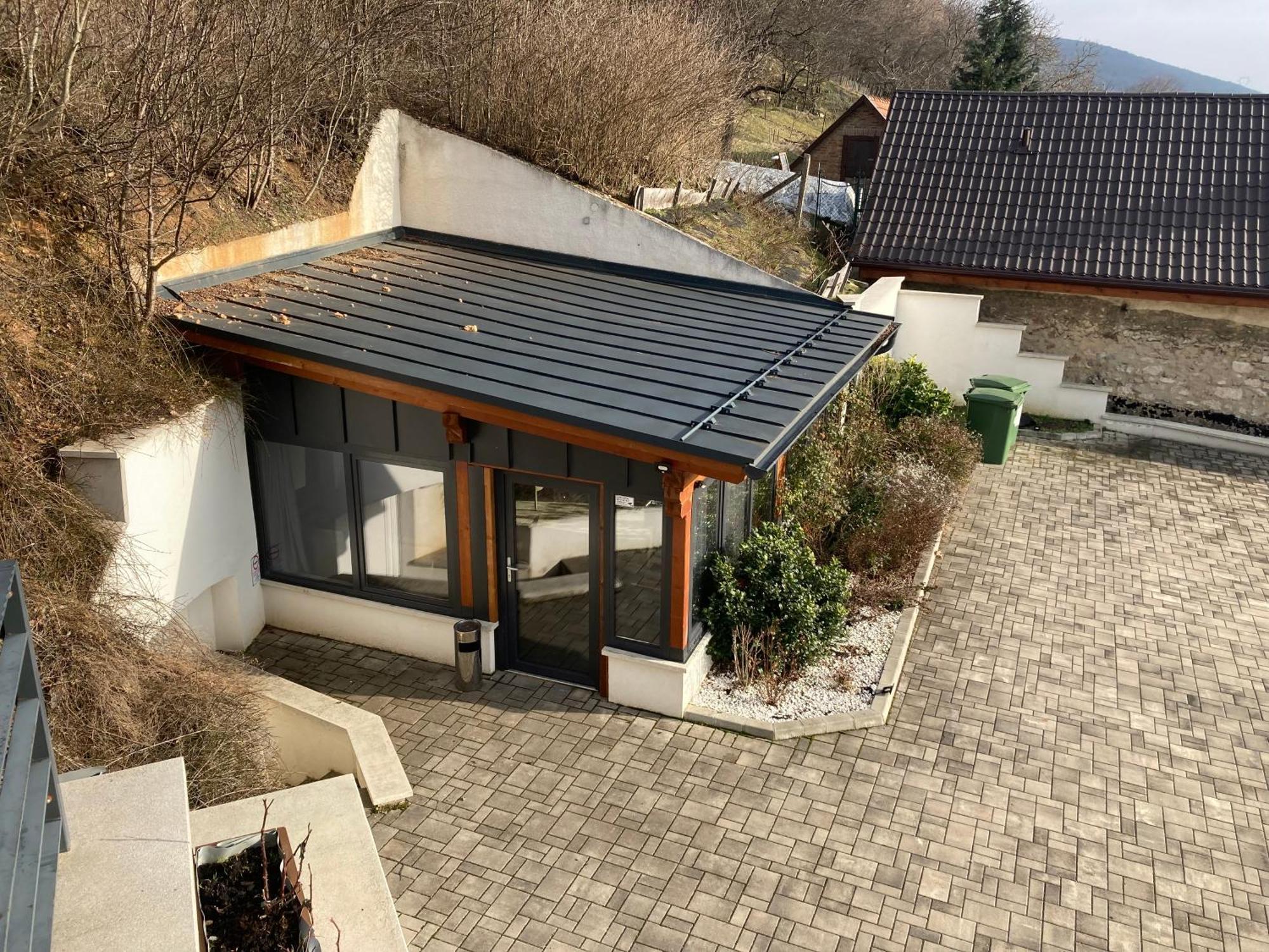 Family Apartman Epleny Exterior photo